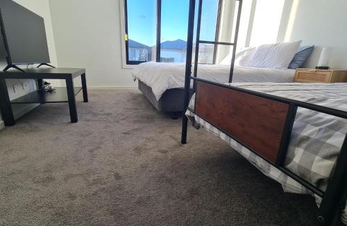 Delacombe House | Electro Nest Stay