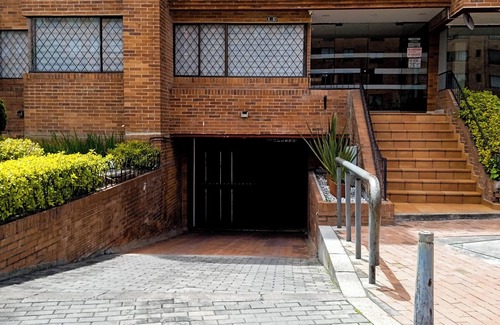 Santa Ana Apartment | "Elegance and comfort" by ZUZA