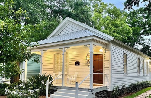 Seville Historic District Cottage | Elegance & Charm: 27 Steps to Old Christ Church