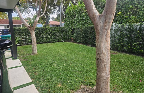 Coral Way House | Elegant 1-bedroom house with AC, WiFi in fantastic Miami