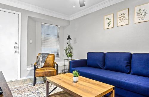 Brentwood Apartment | Elegant 1BR Haven - 10 Min to Downtown Austin