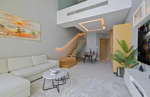 Business Bay Apartment | Elegant 1BR Sky Villa High-Rise Luxury Stay