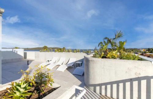 Batemans Bay Apartment | Elegant 2-Bed Apartment with Stunning Views