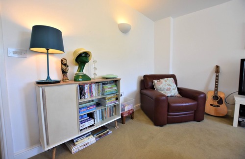 Aberdovey House | Elegant, 3 Storey Cottage In The Heart Of Aberdovey, Sleeps up to 8 Guests