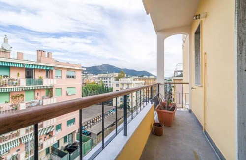 Albaro Apartment | Elegant and bright apartment steps from Boccadasse on the sea in Genova.