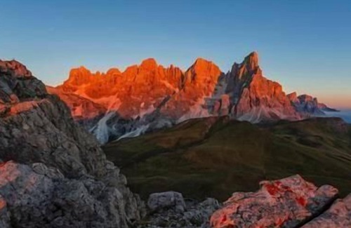 Mezzano Apartment | Elegant and spacious attic room in the Dolomites
