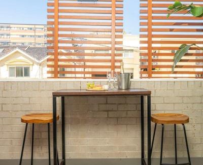 Newtown Apartment | Elegant Apartment, Heart of Newtown with Secure Parking