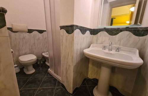 Ruggero Settimo Apartment | Elegant apartment in the center