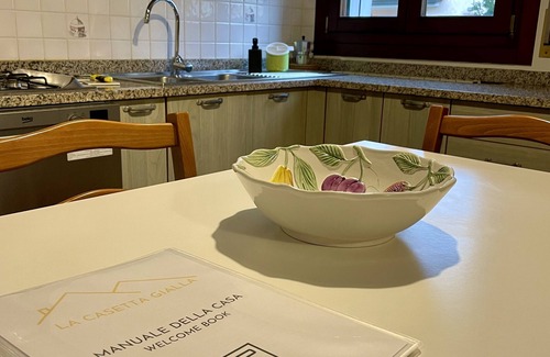 Favaro Veneto Apartment | Elegant apartment with garden and parking spot, close to Airport and Venice