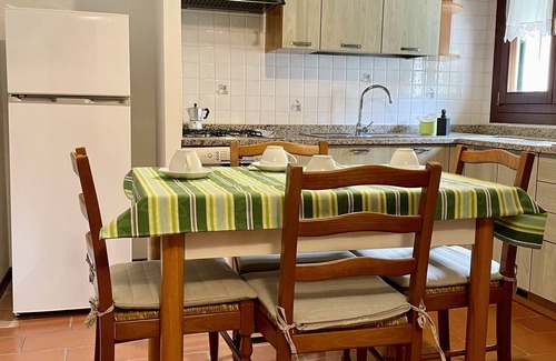 Favaro Veneto Apartment | Elegant apartment with garden and parking spot, close to Airport and Venice