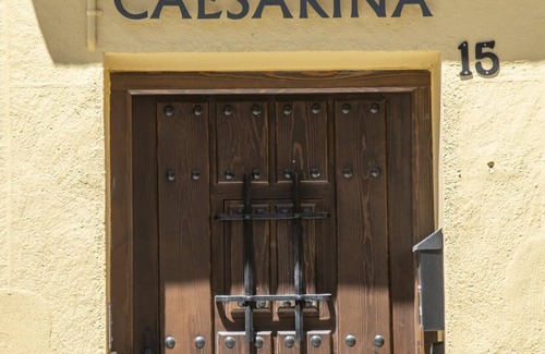 Margallo House | Elegant Apt. p/5 in the center of Cáceres w/wifi