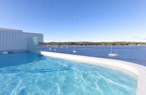 Batemans Bay Apartment | Elegant Bay Side 1-Bed Apartment with Views