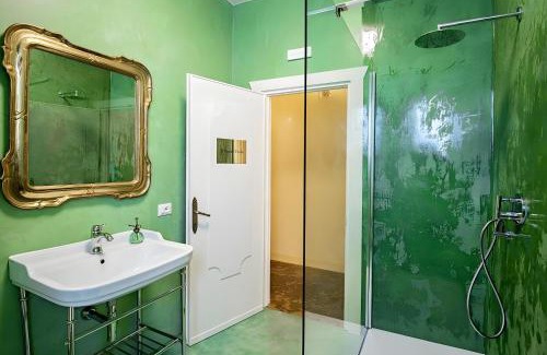 Consiglio di Rumo House | Elegant Central Large House F1F2