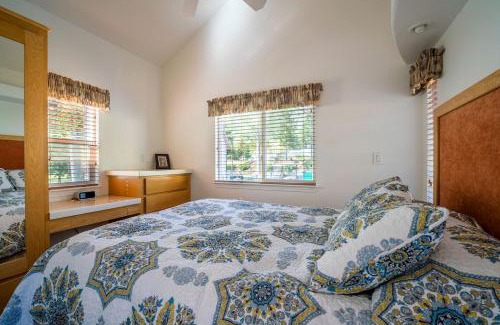 Big Bar House | Elegant Cottage Rental on Banks of Trinity River, California