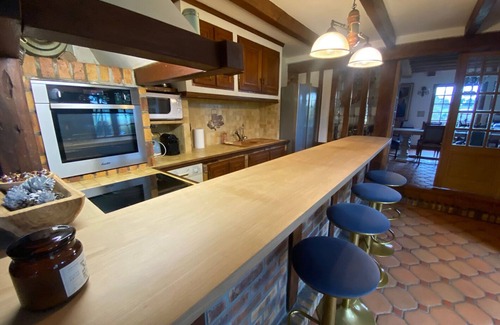 Bonneville-la-Louvet House | Elegant half-timbered manor with its SPA area, its English PUB and its Pianos