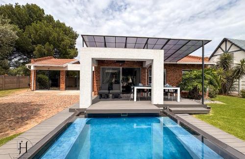 Ekurhuleni House | Elegant Haven