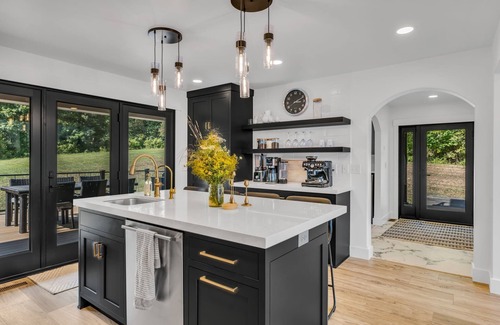 Loysville House | Elegant Modern Escape