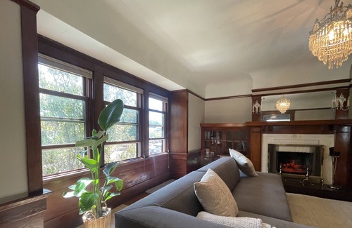 North Berkeley House | Elegant North Berkeley Home Prime Location!