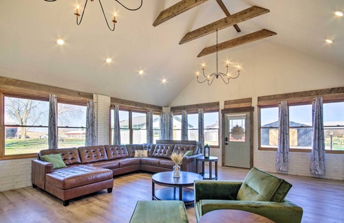 Rolla House | Elegant Prairie Home in Rolla w/ Fire Pit!