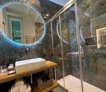 La Spezia Historic Centre House | Elegant Rooms