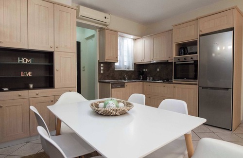 Petralona Apartment | Elegant Spacious 2Bd Apt with Balcony in Petralona