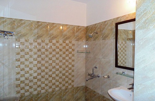 Rambagh House | Elegant Spacious Room near WTP