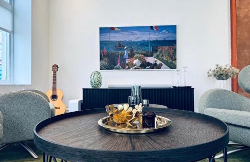 Alesund Apartment | Elegant Three-Bedroom Apartment with Stunning Sea Views - Limited availability - Secure your booking for Christmas 2025 and Summer 2026