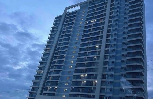 Cagayan de Oro Condo | Elegant & Unique space @ The Loop-21st floor