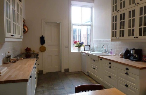 North West Apartment | Elegant Victorian Apartment in Glasgow's West End