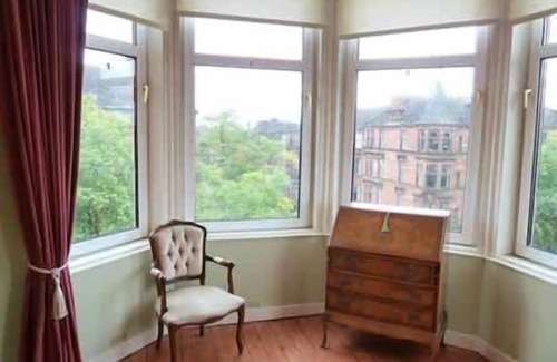 North West Apartment | Elegant Victorian Apartment in Glasgow's West End