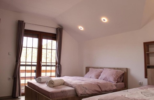 Brezovice Apartment | Eleon Motel