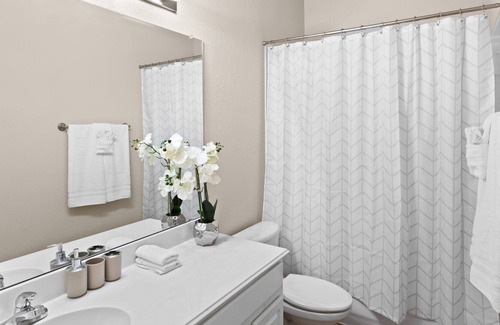 Allen House | Elevate Your Stay in This Fully Functional Home!