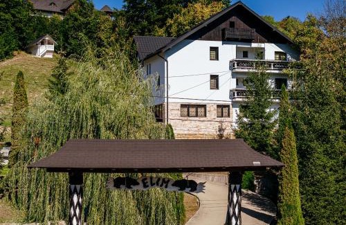 Manastirea Humorului Cabin | Elim Residence