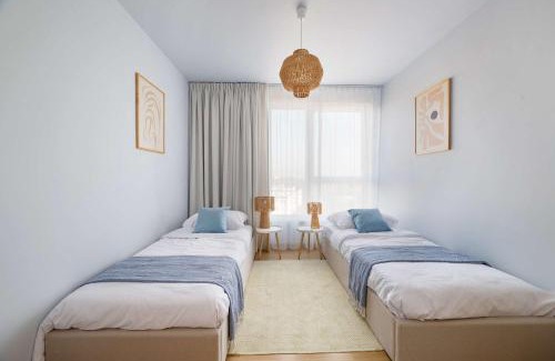 Przymorze Apartment | Elite Apartments Beachside Luxury with Balcony