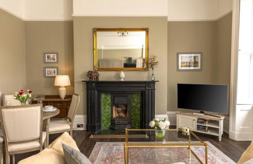 Cheltenham Apartment | Elizabeth House 1 - By Luxury Apartments