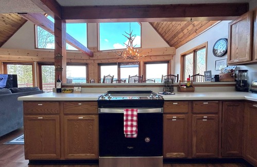 Bergland House | Elk House Hideaway on Lake Gogebic~Hot Tub & Sauna