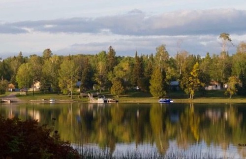Timiskaming District House | Elk Lake Wilderness Resort - Three Bedroom Cabin