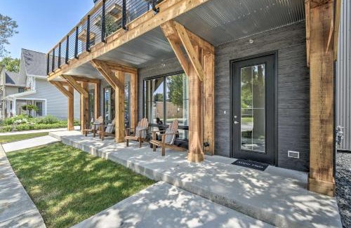 Elkhart Lake Apartment | Elkhart Lake Townhome - 20 Mi to Sheboygan!