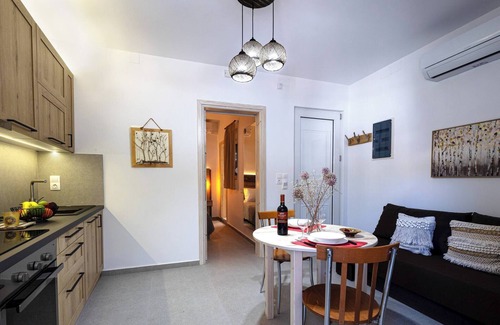 Spilion Apartment | Ellie's Secret Nest - 1bd 3pl