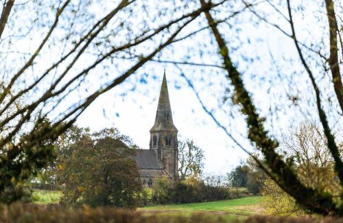 Radbourne House | Elm Lodge