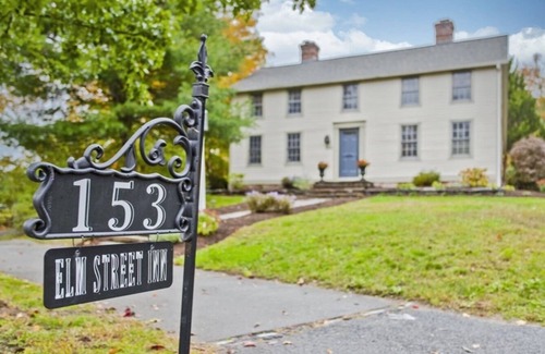 Northampton Apartment | Elm Suite with a Private Bathroom in front of Smith College Quadrangle