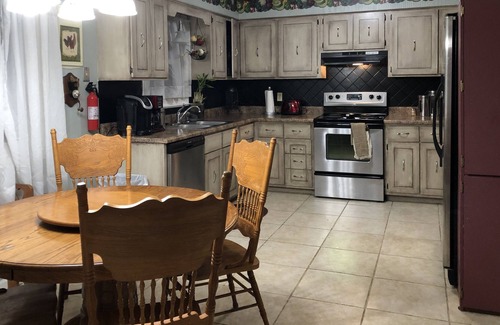 Springfield House | Elmira Getaway, Central location