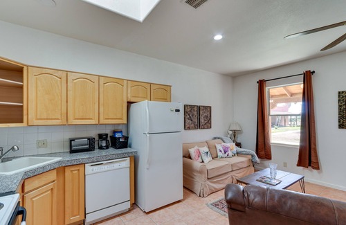 Eleven Mile Corner Apartment | Eloy Retreat w/Pool Access + Central A/C!