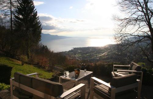 Montreux Ski Chalet | Elvira House Montreux, un lieu magique !