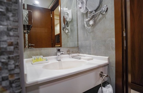 Ajyad Hotel | Emaar Elite Hotel