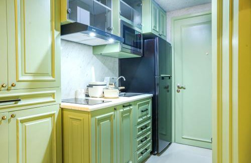 Pondok Aren Apartment | Embarcadero Suite Apartment by Novi Mck
