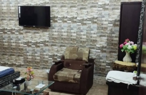 Hyderabad House | Embassy inn Guest House Hyderabad