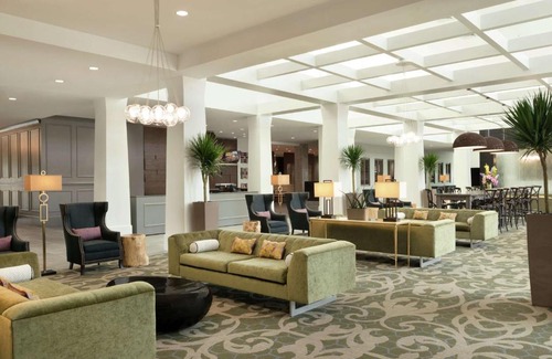 Charlotte Hotel | Embassy Suites Charlotte/Ayrsley