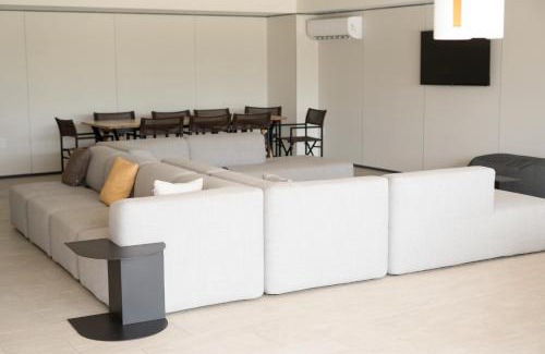 Maho Apartment | Emerald Apt at Maho Beach