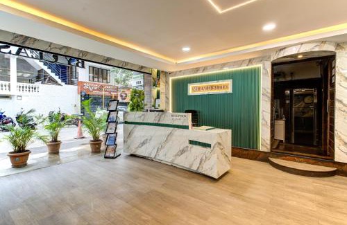 5th Block Hotel | Emerald Suites By Classio